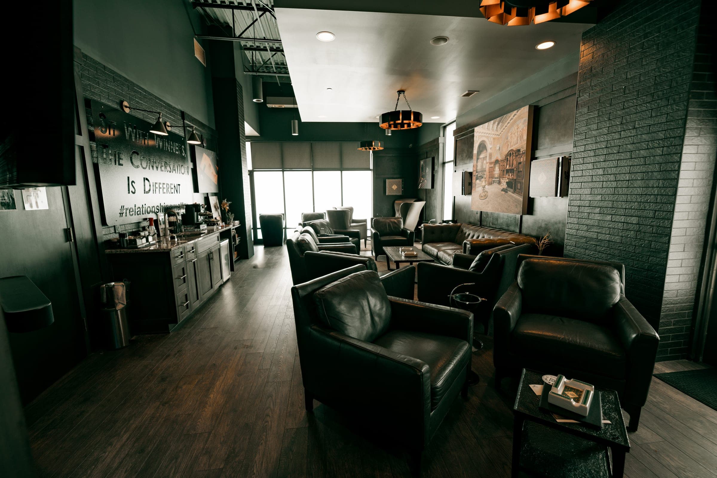 Capital Cigar Lounge — NVAR Studios commercial photography — A7404402 HDR