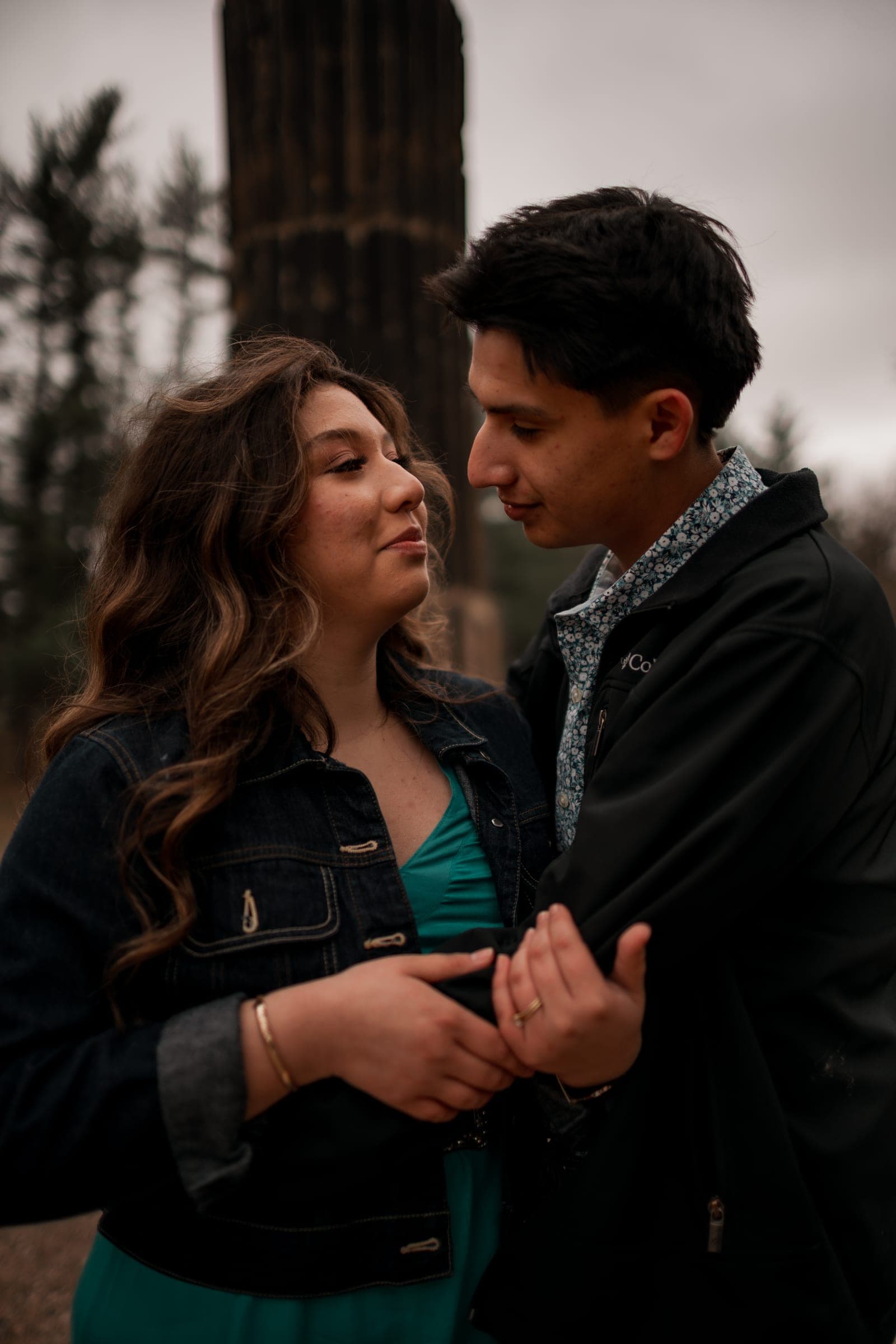 Couples photography in Lincoln, Nebraska by NVAR Studios — A7400404