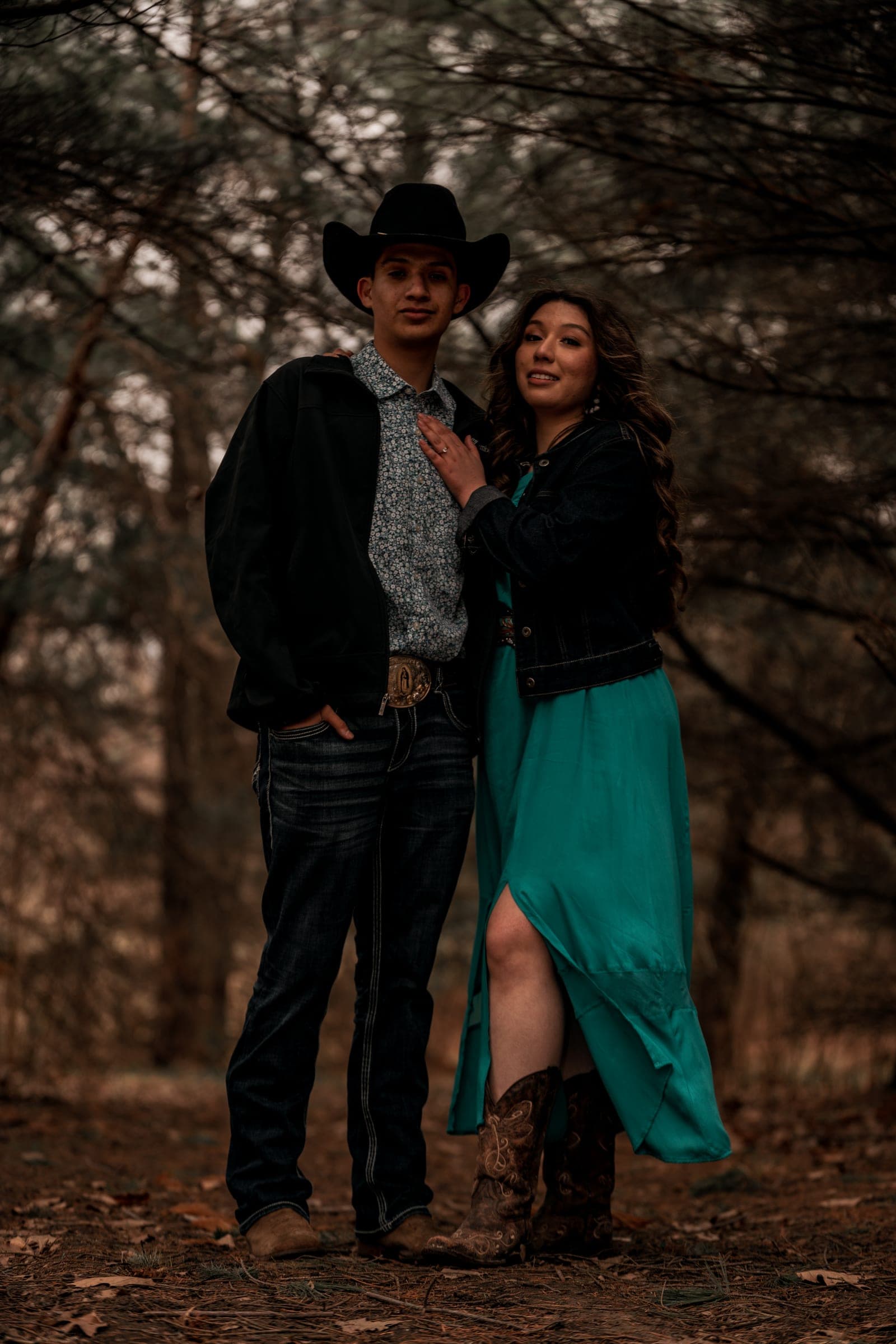 Couples photography in Lincoln, Nebraska by NVAR Studios — A7400782