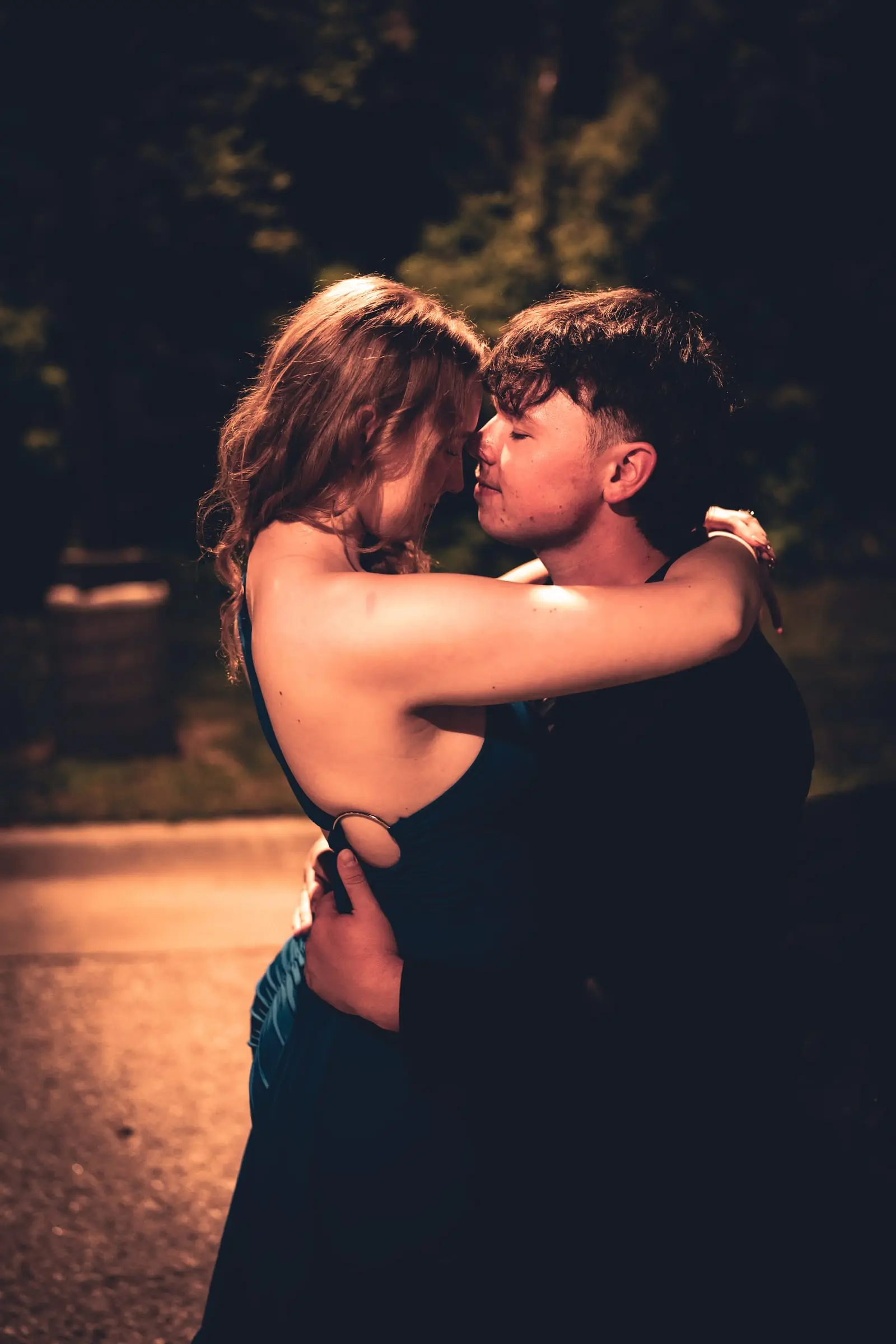 Couples photography in Lincoln, Nebraska by NVAR Studios — image 11